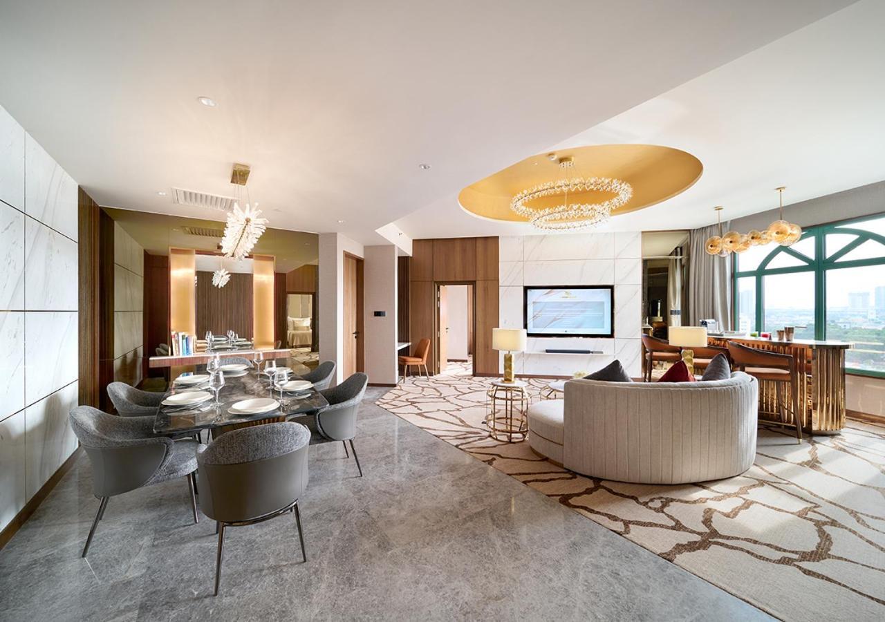 Sunway Resort Hotel Petaling Jaya Ngoại thất bức ảnh The Presidential Suite