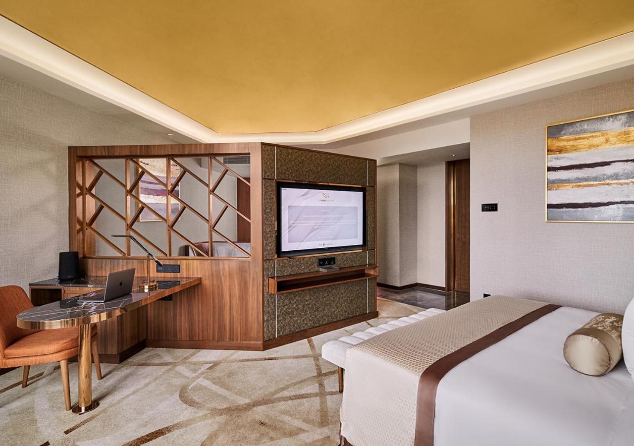 Sunway Resort Hotel Petaling Jaya Ngoại thất bức ảnh A suite at the hotel