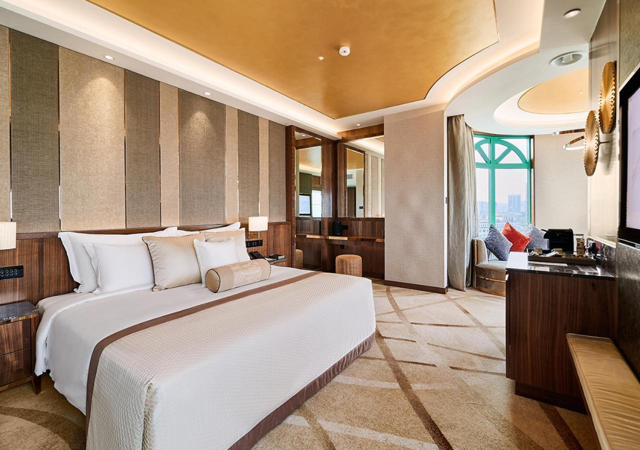 Sunway Resort Hotel Petaling Jaya Ngoại thất bức ảnh Suite