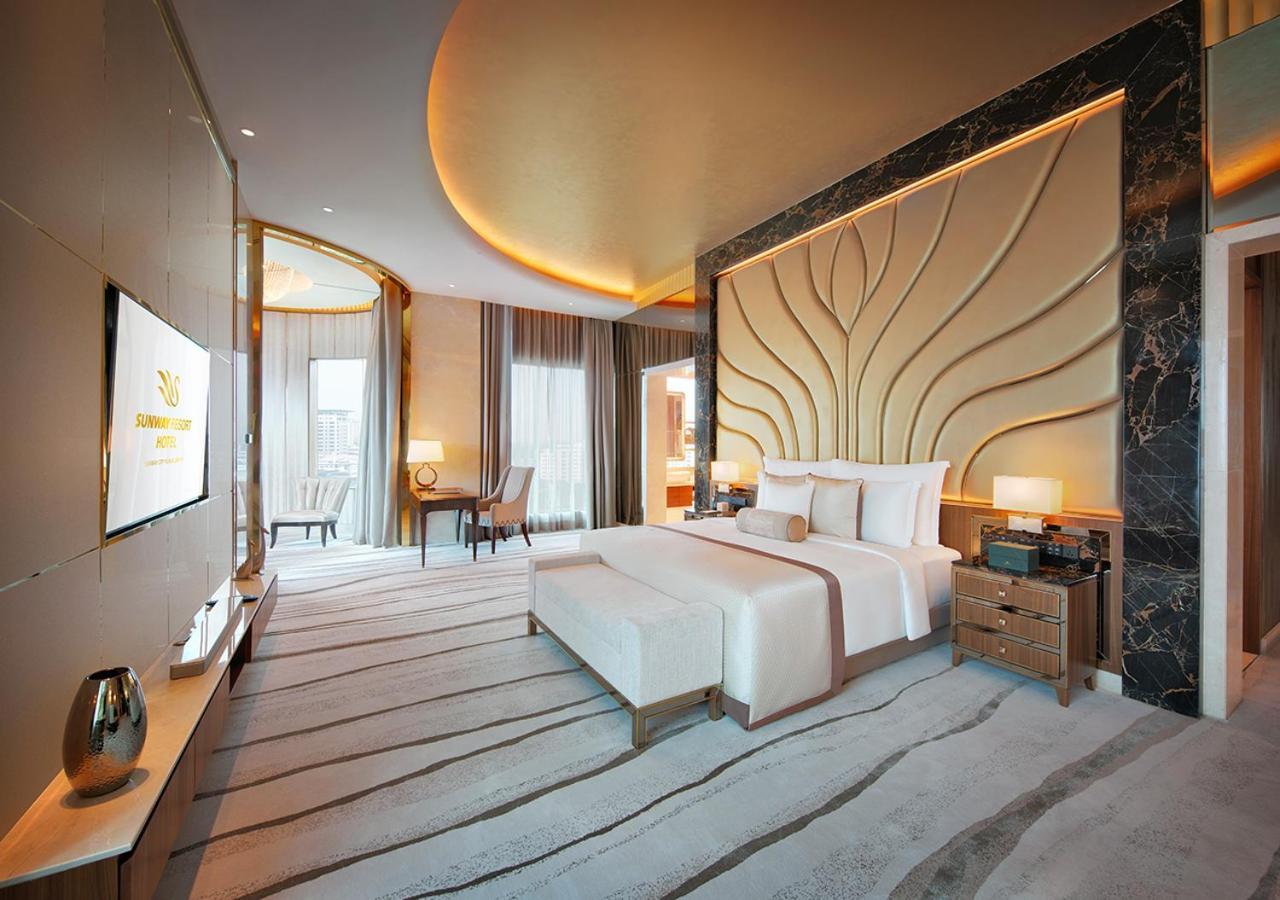 Sunway Resort Hotel Petaling Jaya Ngoại thất bức ảnh A bedroom at the hotel