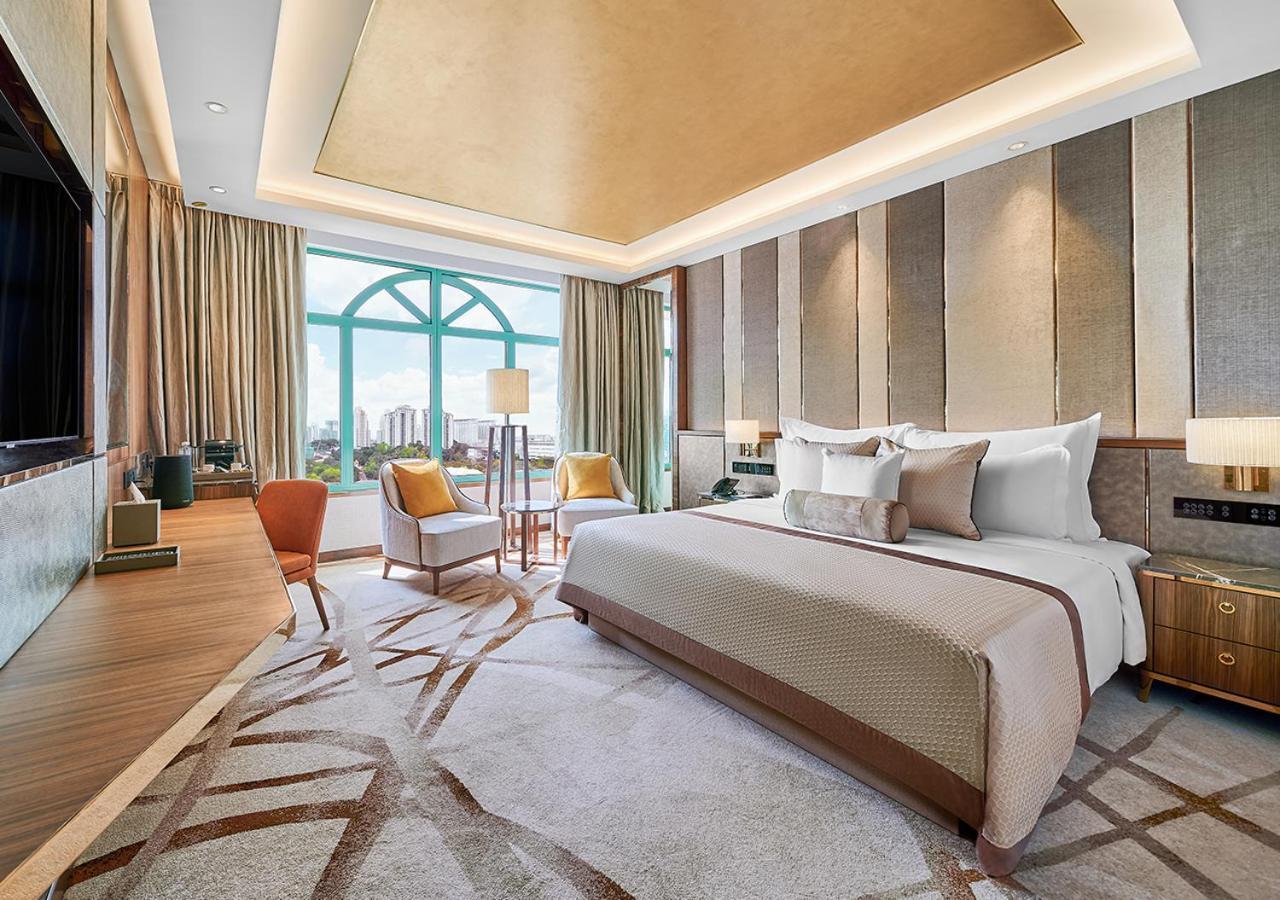 Sunway Resort Hotel Petaling Jaya Ngoại thất bức ảnh A bedroom at the hotel