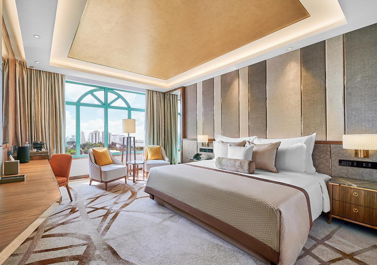 Sunway Resort Hotel Petaling Jaya Ngoại thất bức ảnh A bedroom at the hotel