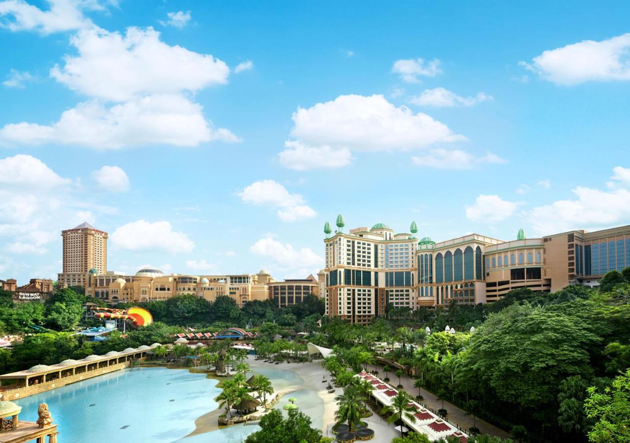 Sunway Resort Hotel Petaling Jaya Ngoại thất bức ảnh The Berjaya Times Square