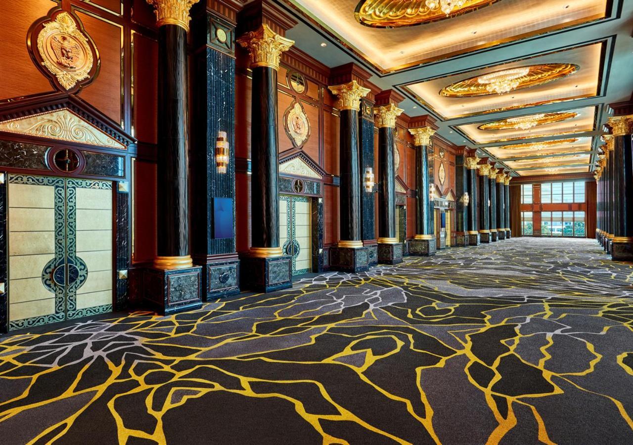 Sunway Resort Hotel Petaling Jaya Ngoại thất bức ảnh The interior of the hotel